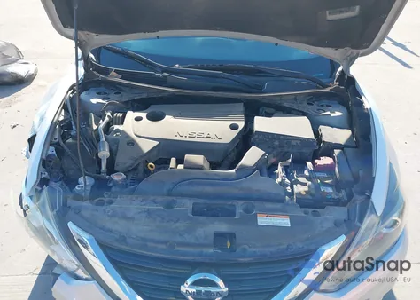 2018 Nissan Altima 2.5 S z USA, uszkodzony, nr VIN 1N4AL3AP6JC118763